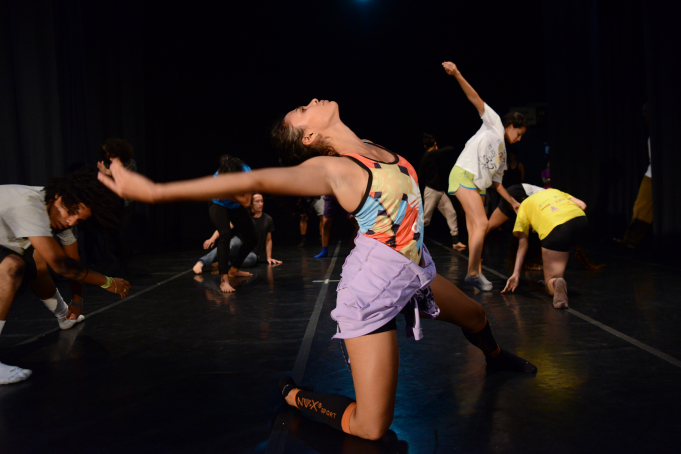 Rambert lead workshop of emerging artists in Colombia 2 photo Lukas Jaramillo